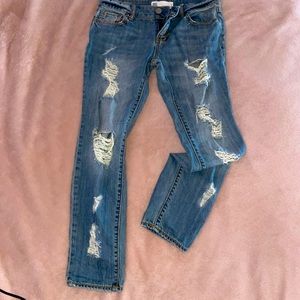 medium wash straight leg ripped jeans low rise!